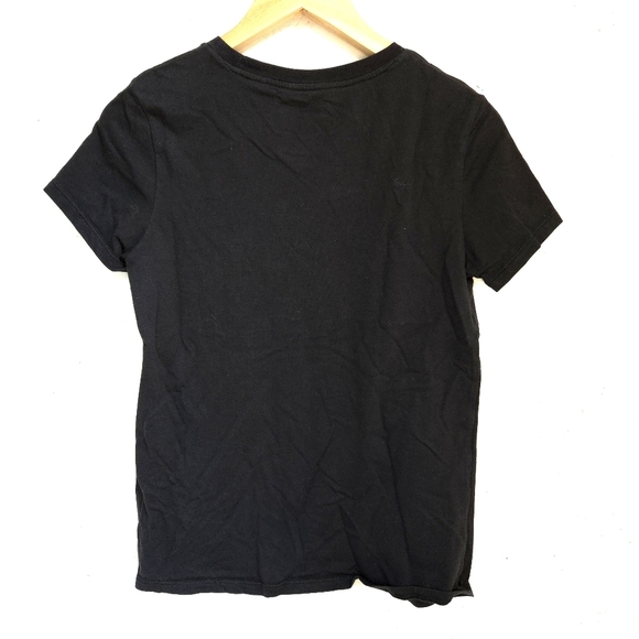 Levi's | Womens Black and Red Logo T-Shirt - Picture 5 of 7
